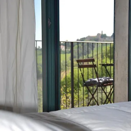 Casapisani Bed and Breakfast *